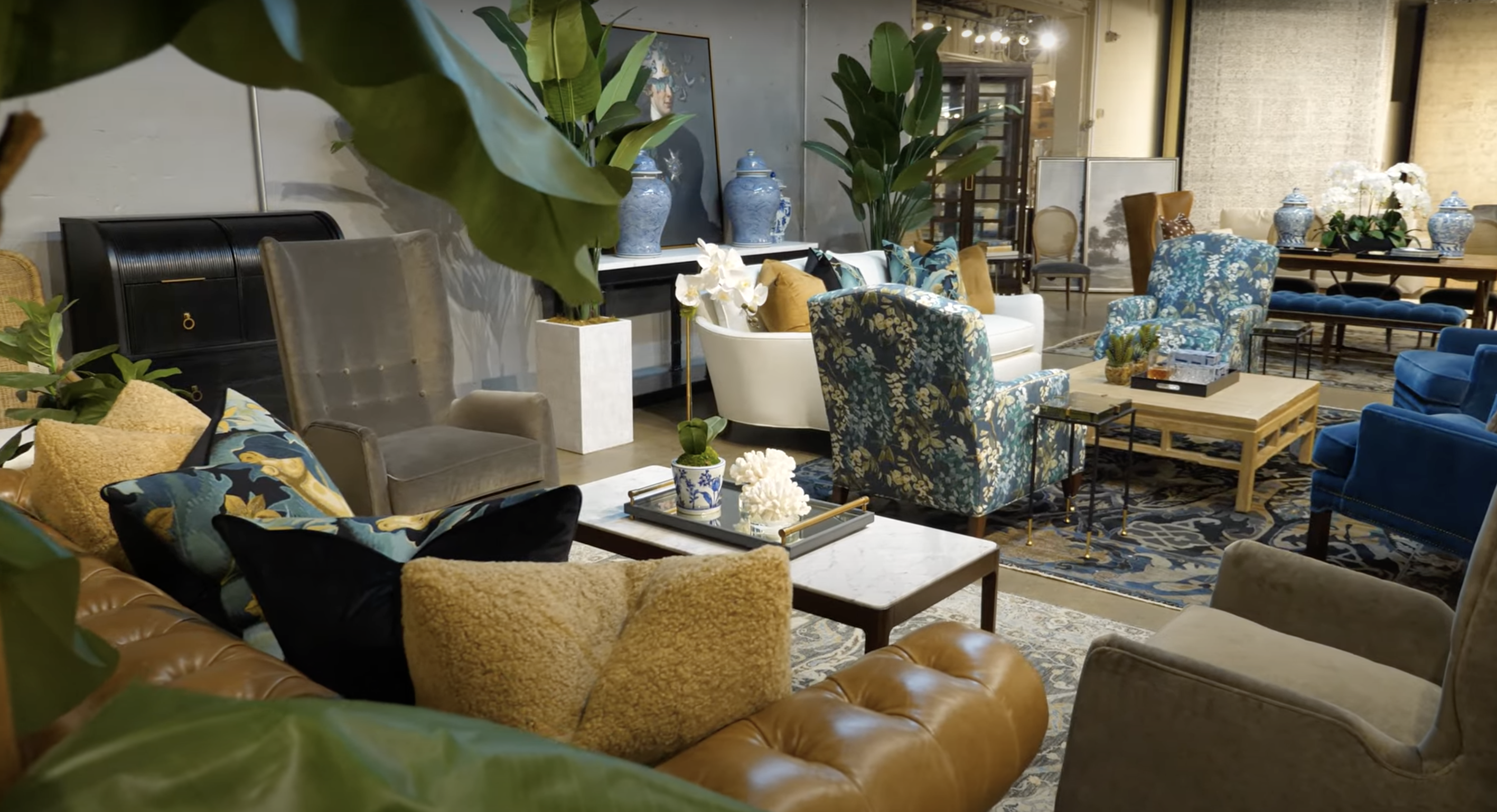 River House Green Front Raleigh, living room furniture