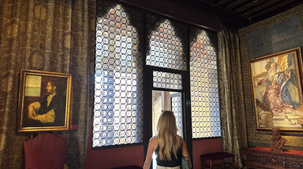 Venetian windows reflected in the architecture at monument.